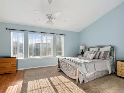 Bedroom - 1615 Spaulding Rd #517, Bartlett, IL 60103 photo 2 of 4
