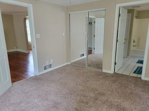 855 W Park Dr, Kankakee, IL 60901 photo 12