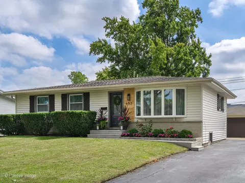 607 E Ironwood Dr, Mount Prospect, IL 60056