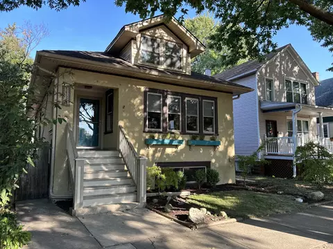 1136 Highland Ave, Oak Park, IL 60304