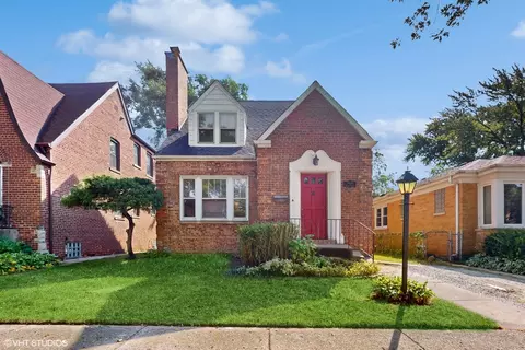7925 Kolmar Ave, Skokie, IL 60076