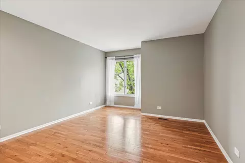 1621 Winnetka Rd, Glenview, IL 60025 photo 12