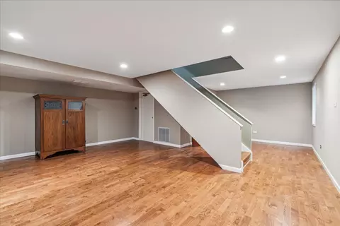 1621 Winnetka Rd, Glenview, IL 60025 photo 15