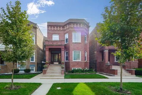 6635 S Minerva Ave, Chicago, IL 60637