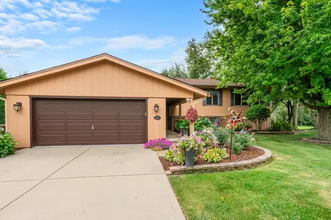 602 Deerpath Rd, Harvard, IL 60033 photo 2