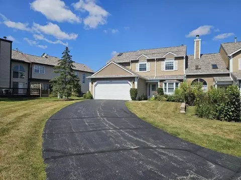 343 Ascot Ln, Streamwood, IL 60107