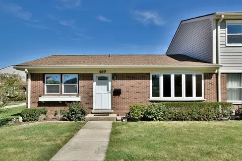 469 Duck Ln, Wood Dale, IL 60191