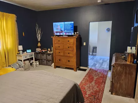 Bedroom - 611 E Mill St, Bloomington, IL 61701 photo 2 of 2