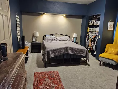 Bedroom - 611 E Mill St, Bloomington, IL 61701 photo 1 of 2