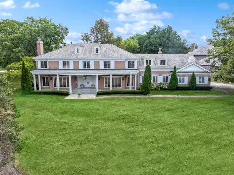 1201 Midwest Club Pkwy, Oak Brook, IL 60523