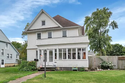 129 W Chippewa St, Dwight, IL 60420