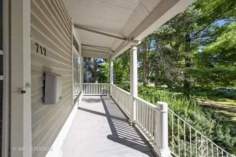 712 Monroe Ave, River Forest, IL 60305 photo 3