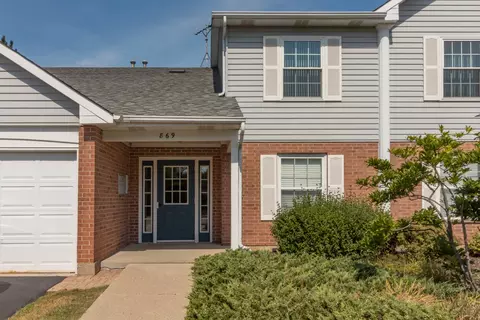 869 Golf Course Rd #4, Crystal Lake, IL 60014