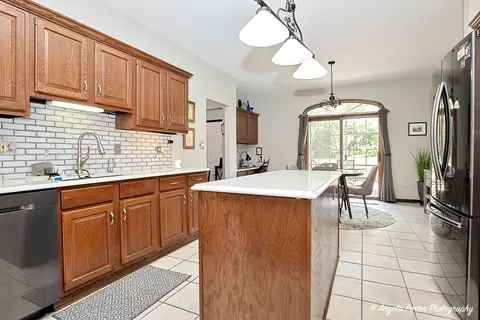 5627 Chesapeake Dr, Mchenry, IL 60050 photo 35