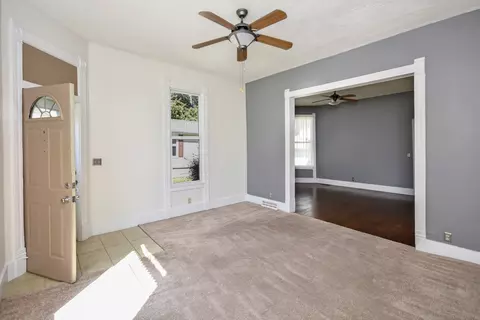 Living - 306 S State St, Bloomington, IL 61701 photo 2 of 7