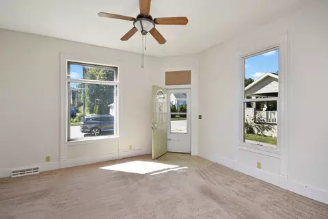 Living - 306 S State St, Bloomington, IL 61701 photo 1 of 7