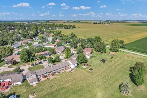 View/Area - 1612 Golfview Cir, Rantoul, IL 61866 photo 4 of 6
