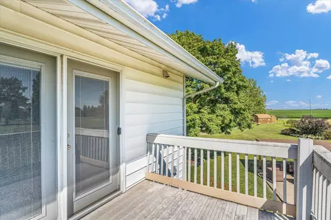 Exterior - 1612 Golfview Cir, Rantoul, IL 61866 photo 4 of 12