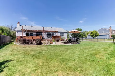 1015 N Dovington Dr, Hoffman Estates, IL 60169 photo 34
