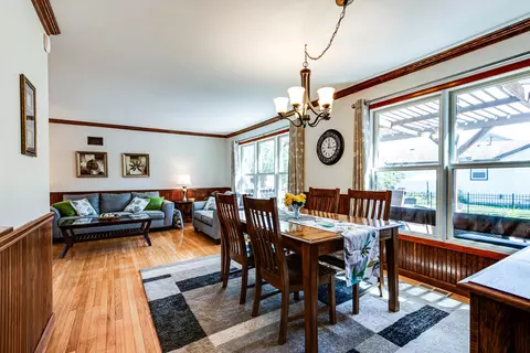 1015 N Dovington Dr, Hoffman Estates, IL 60169 photo 8