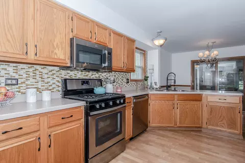 2219 Van Horn Ct, Plainfield, IL 60586 photo 8