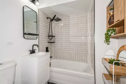 3104 Saint James St, Rolling Meadows, IL 60008 photo 13
