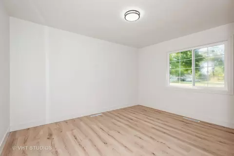 3104 Saint James St, Rolling Meadows, IL 60008 photo 15