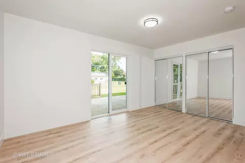3104 Saint James St, Rolling Meadows, IL 60008 photo 11