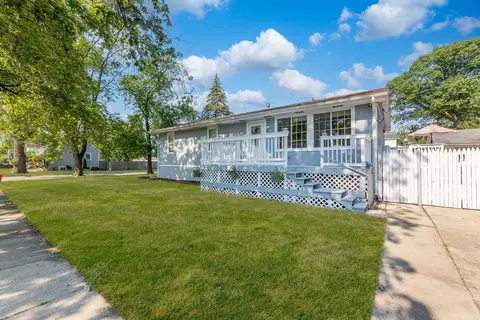 14826 Central Park Ave, Midlothian, IL 60445