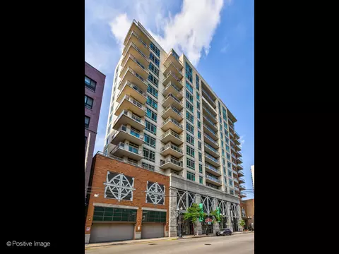 230 W Division St #708, Chicago, IL 60610