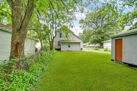 Exterior - 557 Division St, Crete, IL 60417 photo 2 of 4