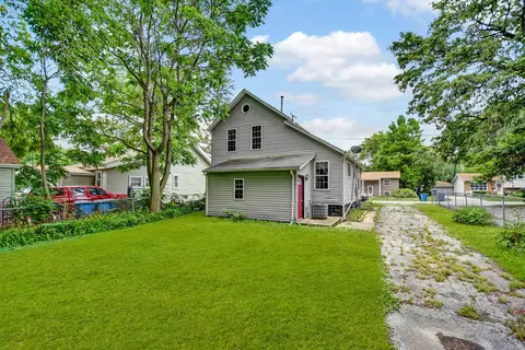 Exterior - 557 Division St, Crete, IL 60417 photo 1 of 4