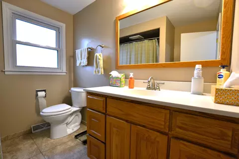 5408 138th Pl, Crestwood, IL 60445 photo 9