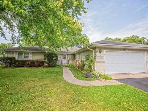 2728 Melrose Ave, Melrose Park, IL 60164