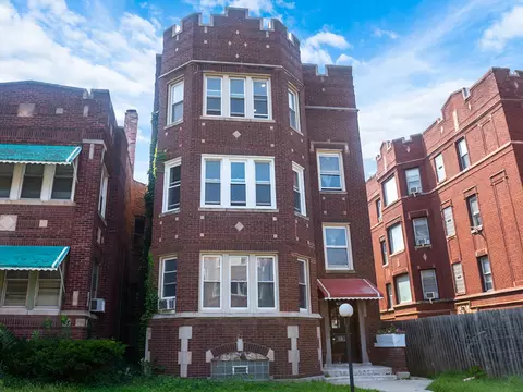 7940 S Saint Lawrence Ave, Chicago, IL 60619