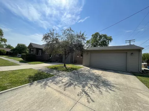 1005 S Elm Ave, Kankakee, IL 60901 photo 2
