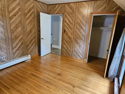 Bedroom - 1002 Bellevue Ave, Elgin, IL 60120 photo 2 of 3