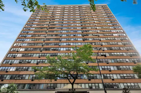 6030 N Sheridan Rd #603, Chicago, IL 60660