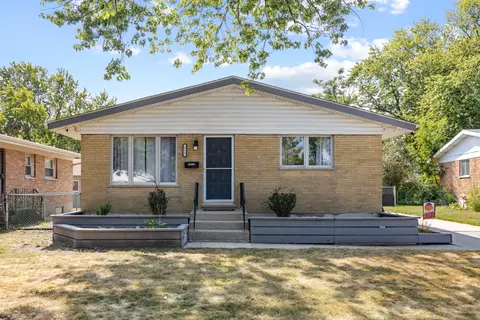 112 Bonnie Ct, Thornton, IL 60476