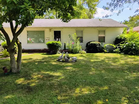 352 S Hillcrest Ave, Kankakee, IL 60901