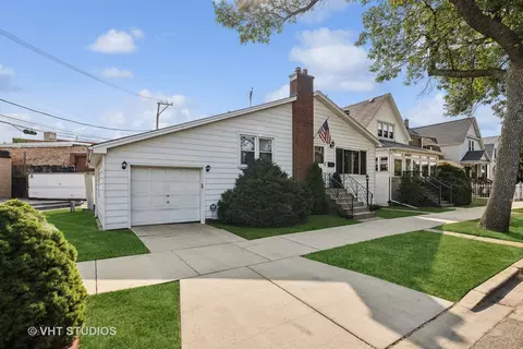 3633 N Christiana Ave, Chicago, IL 60618