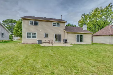 Exterior - 1324 Frederick Ln, Naperville, IL 60565 photo 5 of 5