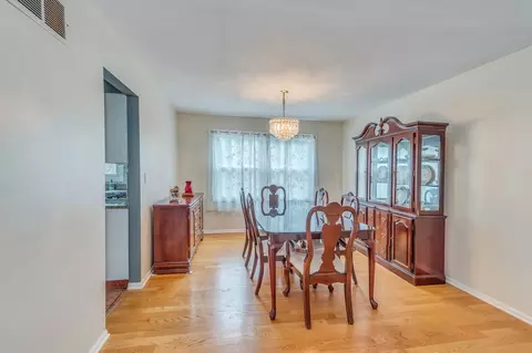 Dining - 1324 Frederick Ln, Naperville, IL 60565 photo 1 of 2