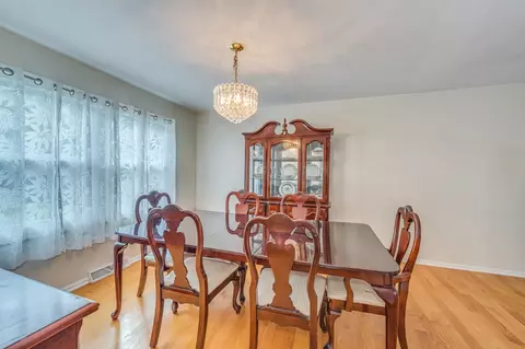 Dining - 1324 Frederick Ln, Naperville, IL 60565 photo 2 of 2