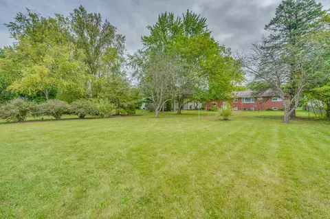 Exterior - 1324 Frederick Ln, Naperville, IL 60565 photo 4 of 5