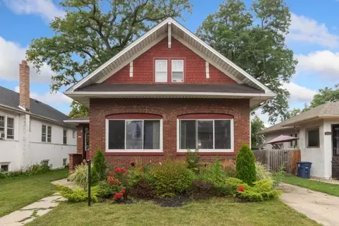 1836 S 3rd Ave, Maywood, IL 60153