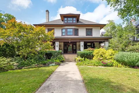 325 N Scoville Ave, Oak Park, IL 60302