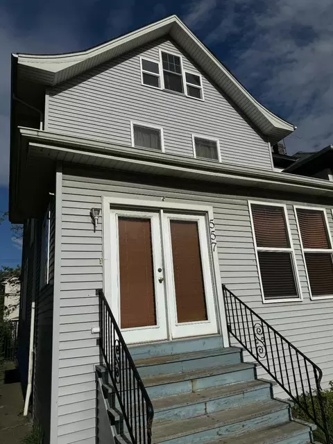 557 N Leamington Ave, Chicago, IL 60644