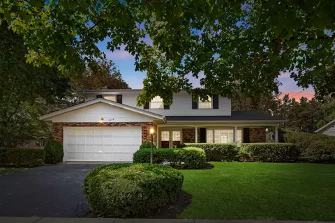 1670 Dartmouth Ln, Deerfield, IL 60015