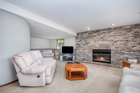 Living - 1237 Milne Dr, Lockport, IL 60441 photo 5 of 6